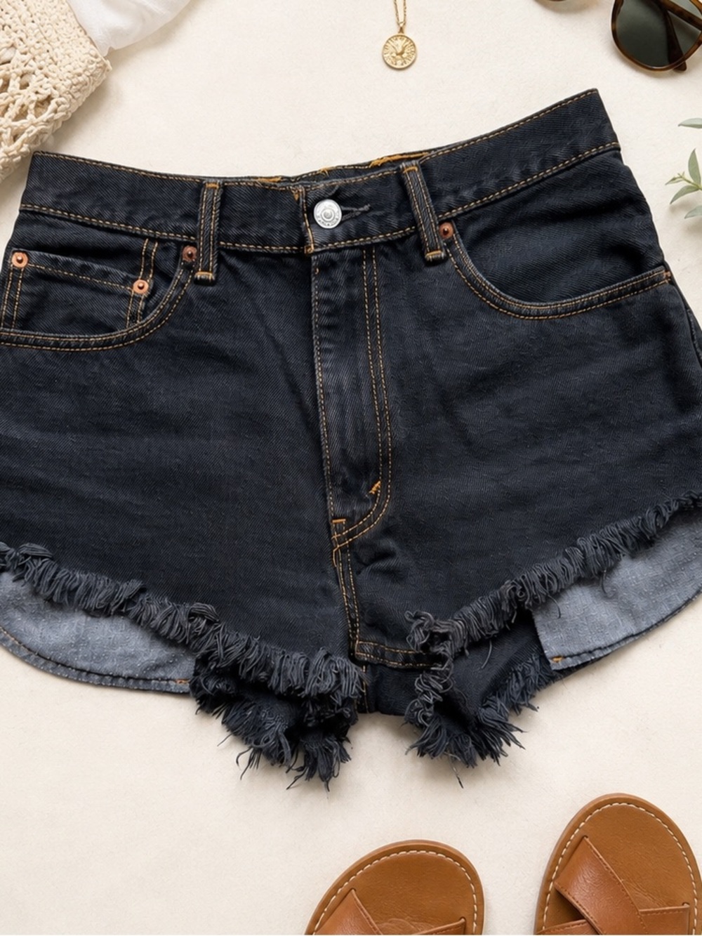 Vintage Levi's Black Frayed Hem Women's Denim Shorts
